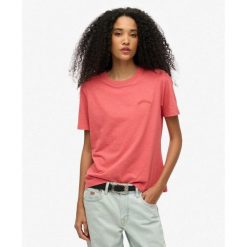 Koszulka Essential Logo Wyprana. Czerwone bluzki damskie Superdry, bez wzorów, bez kołnierzyka, bez ramiączek. W wyprzedaży za 117.40 zł.