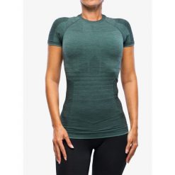 Koszulka termiczna damska Ortovox 230 Competition Short Sleeve. Zielone bluzki damskie ORTOVOX, bez wzorów, bez kołnierzyka, bez ramiączek. Za 366.99 zł.