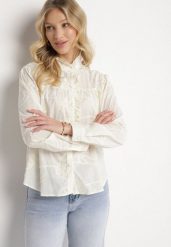 Beżowa Bawełniana Koszula z Falowaną Stójką i Haftem Danilsa. Brązowe koszule damskie Born2be, l, bez wzorów, z bawełny, bez kołnierzyka, bez ramiączek. Za 129.99 zł.