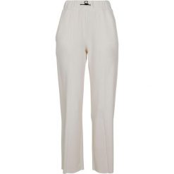 Spodnie damskie Urban Classic soft interlock. Białe spodnie dresowe damskie Urban Classics, bez wzorów, długie. Za 244.50 zł.