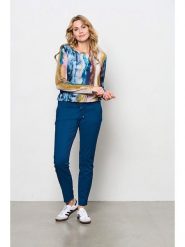 &Co Woman Koszulka "Linn" ze wzorem rozmiar: M. Niebieskie bluzki damskie &Co Woman, m, bez wzorów, bez kołnierzyka, bez ramiączek. Za 158.47 zł.