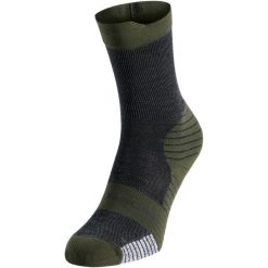 Skarpetki UNI ODLO Socks crew PERFORMANCE MERINO TRAIL. Zielone skarpetki damskie ODLO, bez wzorów, z elastanu. Za 89.99 zł.