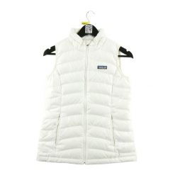 Second life - Kurtka puchowa dla kobiet biała - Stan dobry. Białe kurtki damskie Patagonia, bez wzorów, z puchu, bez kaptura. Za 170.36 zł.