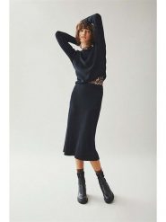 Vila Spódnica w kolorze czarnym rozmiar: S. Czarne spódnice damskie Vila, na co dzień, s, bez wzorów, midi. Za 122.39 zł.