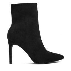 Botki DeeZee. Czarne botki damskie DeeZee, bez obcasa, na szpilce, bez zapięcia. Za 189.99 zł.