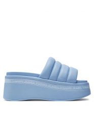 Tommy Jeans Klapki Tjw Wedge Sandal EN0EN02455 Błękitny. Niebieskie klapki damskie Tommy Jeans, bez wzorów, z jeansu, bez obcasa, bez zapięcia. Za 469.99 zł.