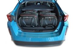 Torby Do Bagażnika Toyota Prius Phev 2017-2023 4Szt Kjust. Czarne torby podróżne KJUST, bez wzorów, z kauczuku. Za 959.00 zł.