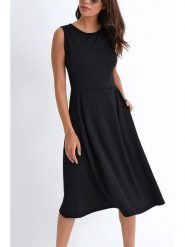 Milan Kiss Sukienka w kolorze czarnym rozmiar: XL. Czarne sukienki damskie Milan Kiss, bez wzorów, bez ramiączek. Za 136.45 zł.