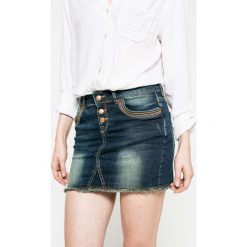 Superdry - Spódnica. Szare spódnice damskie Superdry. W wyprzedaży za 89.90 zł.