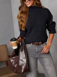 Milan Kiss Sweter w kolorze czarnym rozmiar: M. Czarne swetry klasyczne damskie Milan Kiss, m, bez kołnierzyka. Za 195.77 zł.