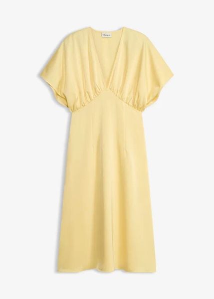 Sukienka midi z połyskującej satyny. Żółte sukienki damskie bonprix, bez wzorów, z satyny, eleganckie, bez ramiączek. Za 79.99 zł.