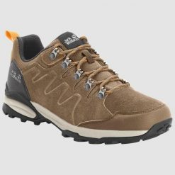 Buty trekkingowe damskie Jack Wolfskin Refugio Texapore Low. Brązowe obuwie trekkingowe damskie Jack Wolfskin, z gumy, bez zapięcia. Za 559.00 zł.