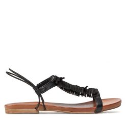 Sandały Lasocki. Czarne sandały damskie Lasocki, bez wzorów, bez obcasa, na płaskiej podeszwie, bez zapięcia. Za 169.99 zł.