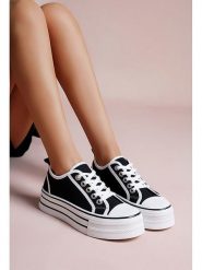 Foreverfolie Sneakersy w kolorze czarnym rozmiar: 39. Czarne obuwie sportowe damskie Foreverfolie, bez zapięcia. Za 114.44 zł.