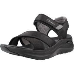 Sandały SKECHERS 164078S Czarny. Czarne sandały damskie Skechers, bez wzorów, z tkaniny, bez obcasa, bez zapięcia. Za 233.99 zł.