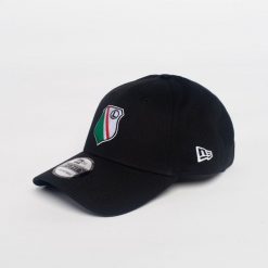 Czapka z daszkiem New Era Legia Warszawa. Czarne czapki z daszkiem damskie New Era, bez wzorów, z bawełny. Za 139.99 zł.