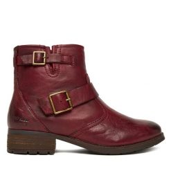 Botki Josef Seibel. Czerwone botki damskie Josef Seibel, bez obcasa, na słupku, bez zapięcia. Za 429.99 zł.