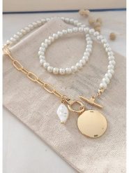 Atelier MIU Pozłacany naszyjnik z elementem ozdobnym - dł. 46 cm rozmiar: onesize. Żółte naszyjniki damskie atelier MIU, z perłą, pozłacane. Za 88.02 zł.