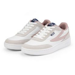 Buty damskie FILA Sevaro S. Białe obuwie sportowe damskie Fila, bez zapięcia, na fitness i siłownię. Za 249.99 zł.