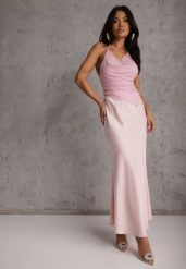 Różowa Koktajlowa Spódnica z Satyny o Rozkloszowanym Kroju Zinnivira. Czerwone spódnice damskie Renee, l, bez wzorów, z satyny, eleganckie, maxi. Za 79.99 zł.