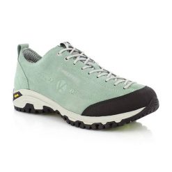 Buty trekkingowe Kimberfeel Chogori 2. Zielone obuwie trekkingowe damskie Kimberfeel, ze skóry, bez zapięcia. Za 529.99 zł.