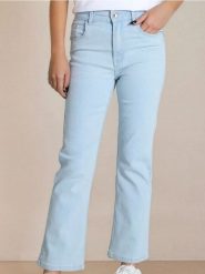 Jeansy flare high waist - niebieski. Niebieskie jeansy damskie Sinsay, z podwyższonym stanem. W wyprzedaży za 29.99 zł.