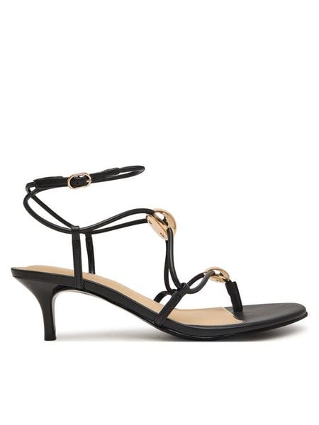 Guess Sandały 182983 Czarny. Czarne sandały damskie Guess, z aplikacjami, ze skóry, bez obcasa, na szpilce, bez zapięcia. Za 444.99 zł.