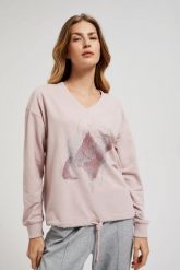 Bluza z nadrukiem i wiązaniem różowa. Czerwone bluzy damskie MOODO, m, bez wzorów, z bawełny, bez kaptura. W wyprzedaży za 49.98 zł.