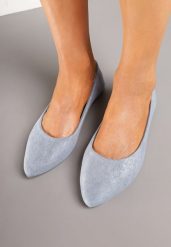 Niebieskie Casualowe Balerinki z Ekozamszu Lorlivin. Niebieskie balerinki damskie Renee, w ażurowe wzory, z jeansu. Za 44.99 zł.