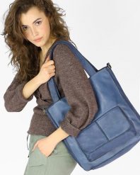 Shopperka skórzana MARCO MAZZINI jeansowa v234f. Torebki klasyczne damskie z jeansu, bez dodatków. Za 489.25 zł.