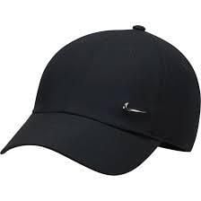 Czapka z daszkiem Nike Dri-Fit Club Unstructured Metal Swoosh. Czarne czapki z daszkiem damskie Nike, bez wzorów. Za 95.00 zł.