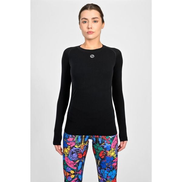 Koszulka z długim rękawem do biegania damska Nessi Sportswear Longsleeve Ultra. Czarne koszulki sportowe damskie NESSI SPORTSWEAR, l, bez wzorów, bez ramiączek, do biegania. W wyprzedaży za 239.90 zł.