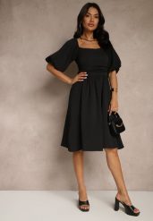 Czarna Rozkloszowana Sukienka z Bufiastymi Rękawami i Kwadratowym Dekoltem Mariwena. Czarne sukienki damskie Renee, bez wzorów, z jeansu, eleganckie, bez ramiączek. W wyprzedaży za 127.99 zł.