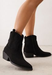 Czarne Botki Kowbojki na Stożku Zdobione Haftem przy Cholewce Juvia. Czarne botki damskie Renee, z jeansu, eleganckie, bez obcasa, na obcasie, bez zapięcia. Za 179.99 zł.