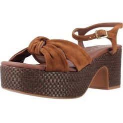 Sandały UNISA KALEA KS Brązowy. Brązowe sandały damskie Unisa, bez wzorów, ze skóry, bez obcasa, bez zapięcia. Za 426.99 zł.