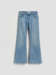 Jeansy flare - niebieski. Niebieskie jeansy damskie Reserved. Za 139.99 zł.