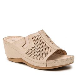 Klapki Clara Barson. Brązowe klapki damskie Clara Barson, bez wzorów, bez obcasa, bez zapięcia. Za 99.99 zł.