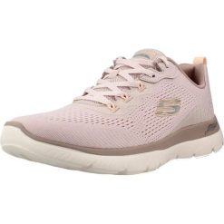 Buty SKECHERS 150754S ARCH FIT SUMMITS DAILY FLOW Rose. Czerwone obuwie trekkingowe damskie Skechers, z tkaniny, bez zapięcia. Za 302.99 zł.