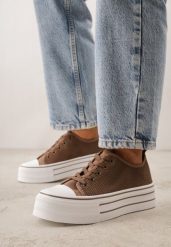 Brązowe Trampki na Grubej Podeszwie z Ażurową Cholewką Nalivera. Brązowe obuwie sportowe damskie Born2be, z jeansu, bez zapięcia. Za 74.99 zł.