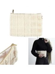 The Concept Factory Kopertówka w kolorze kremowym - dł. 23 cm rozmiar: onesize. Brązowe torebki wieczorowe damskie The Concept Factory, bez wzorów, z materiału, bez dodatków. Za 32.90 zł.