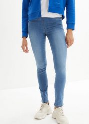 Wygodne tregginsy ze stretchem. Niebieskie rurki damskie bonprix, bez wzorów, z jeansu. Za 74.99 zł.