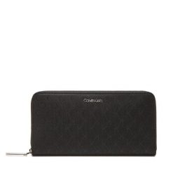 Portfel Calvin Klein. Czarne portfele damskie Calvin Klein, bez wzorów. Za 279.99 zł.