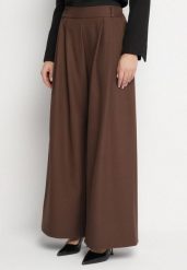 Brązowe Spodnie o Fasonie Palazzo z Wsuwanymi Kieszeniami Adivena. Brązowe spodnie materiałowe damskie Born2be, bez wzorów, z jeansu, długie. Za 109.99 zł.