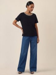 APART Koszulka w kolorze czarnym rozmiar: 36/38. Czarne bluzki damskie Apart, bez wzorów, bez kołnierzyka, bez ramiączek. Za 179.95 zł.
