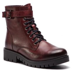 Trzewiki Lasocki. Czerwone botki damskie Lasocki, bez obcasa, na płaskiej podeszwie, bez zapięcia. Za 199.99 zł.