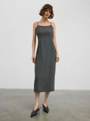 BGN Sukienka w kolorze antracytowym rozmiar: 40. Czarne sukienki damskie BGN, bez wzorów, bez ramiączek. Za 78.99 zł.