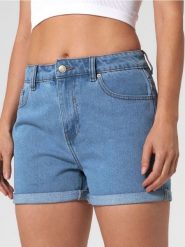 Szorty jeansowe mom high waist - niebieski. Niebieskie spodenki sportowe damskie Sinsay, l, bez wzorów, z bawełny, z podwyższonym stanem. W wyprzedaży za 39.99 zł.