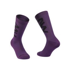 Skarpety rowerowe NORTHWAVE Extreme Air Sock. Zielone skarpetki damskie Northwave, bez wzorów. Za 39.00 zł.