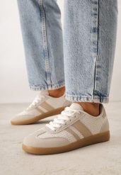 Ciemnobeżowe Sneakersy Kultowe Tenisówki z Plecioną Strukturą Loraebelle. Brązowe obuwie sportowe damskie Born2be, bez wzorów, z materiału, bez zapięcia. Za 99.99 zł.