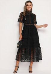 Czarna Maxi Sukienka Rozkloszowana w Ażurowy Wzór z Falbanką Raviletta. Czarne sukienki damskie Born2be, w ażurowe wzory, boho, bez ramiączek. Za 289.99 zł.